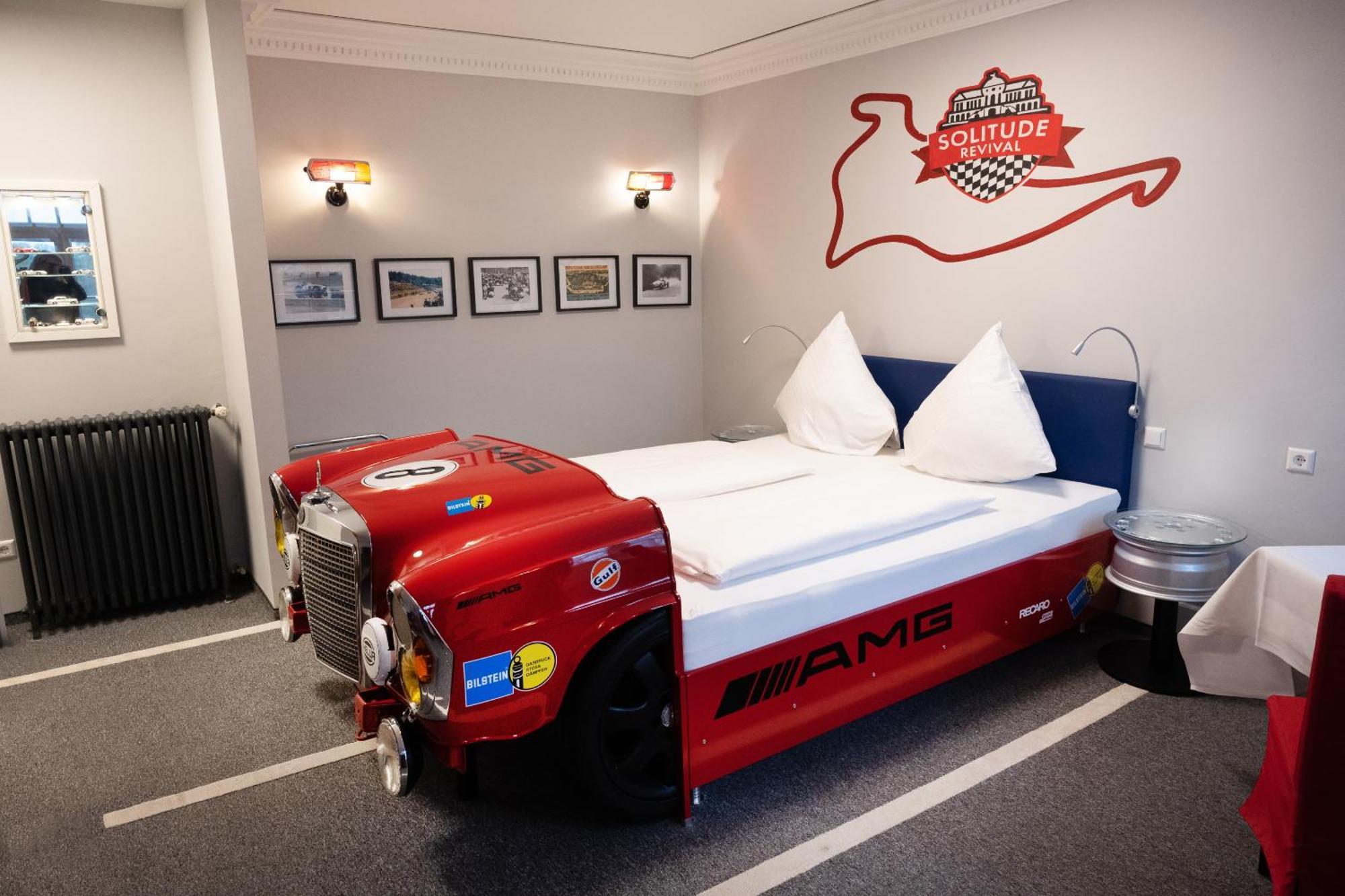 Motorworld Inn Warthausen Esterno foto